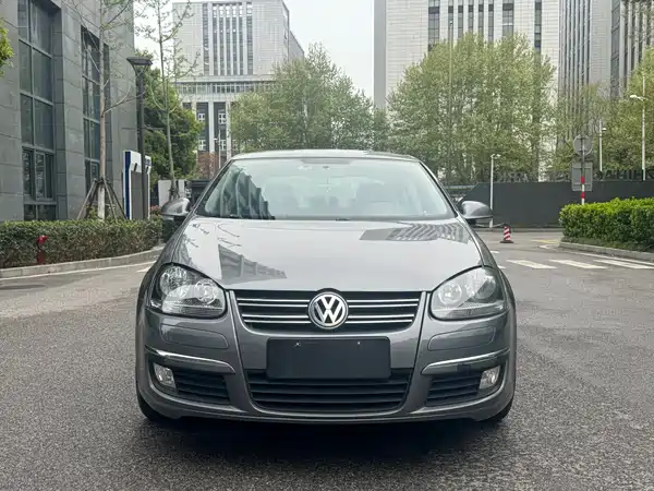 Volkswagen Sagitar 2011