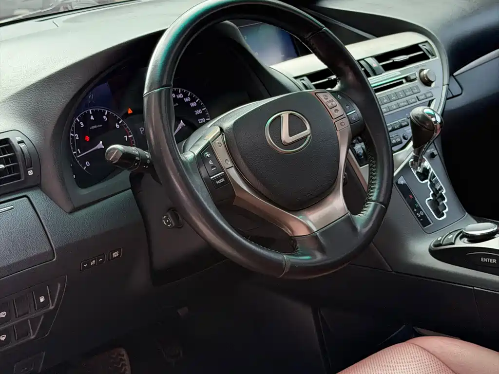 Lexus RX Classic 2013 — фото 8