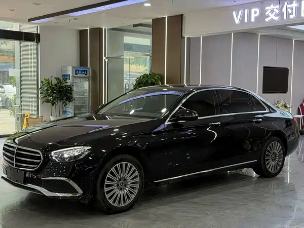 Mercedes-Benz E-Class 2023