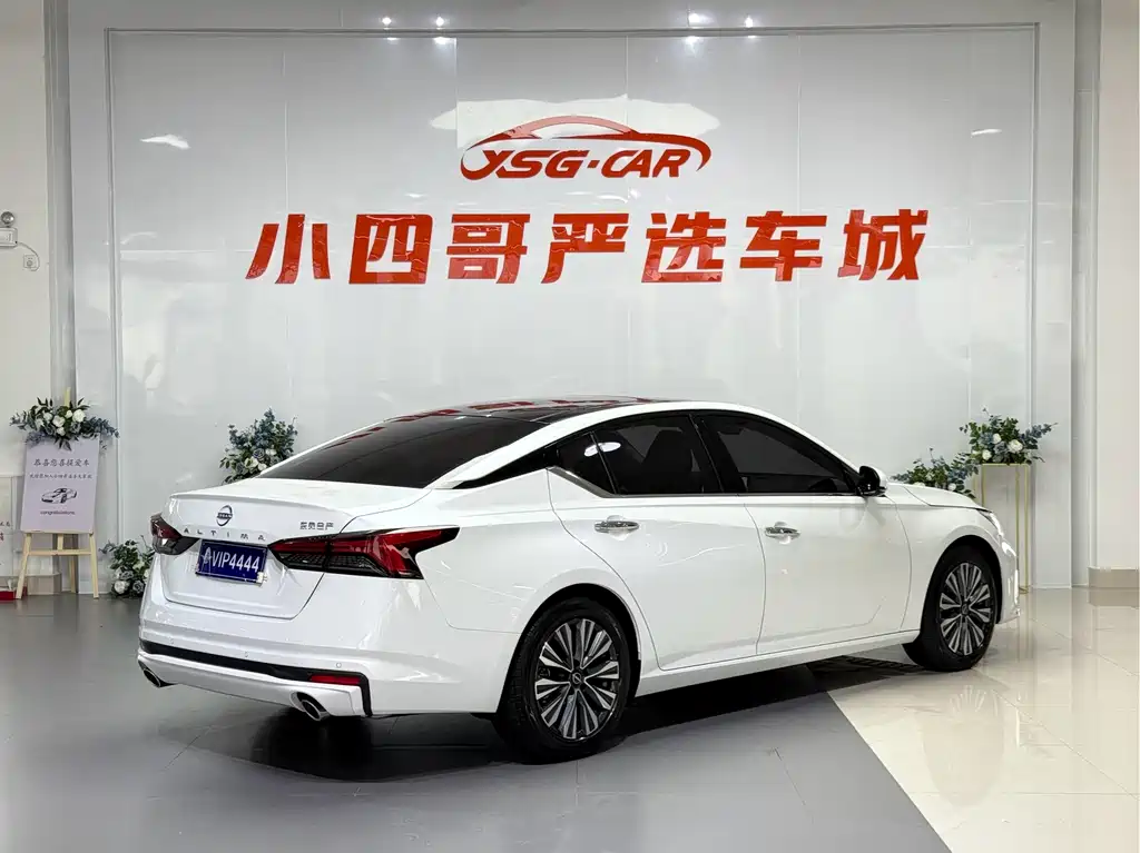 Nissan Teana 2024