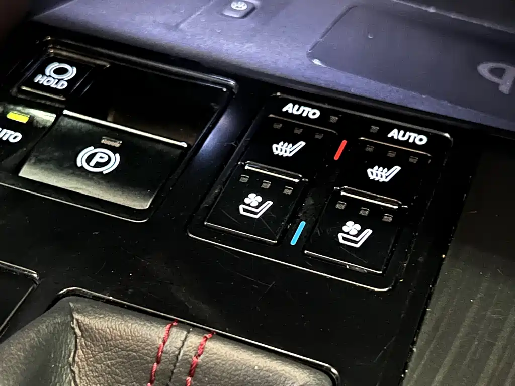 Lexus RX 2018 — фото 14