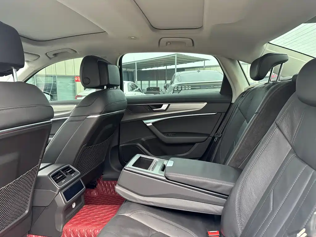 Audi A6L 2021