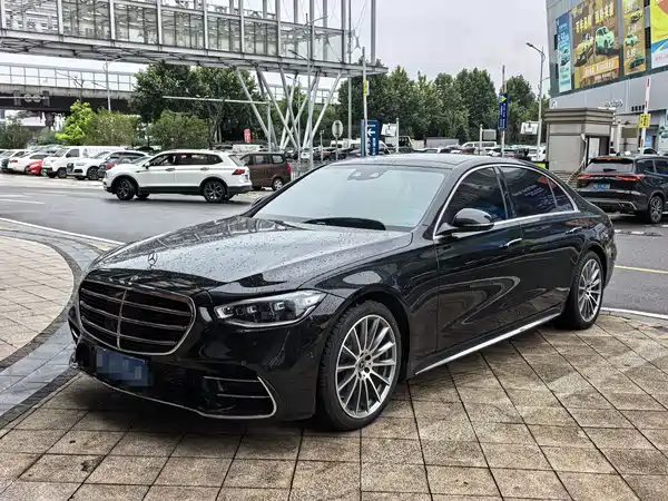 Mercedes-Benz S-Class 2021