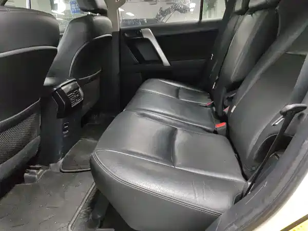 Toyota Prado 2016