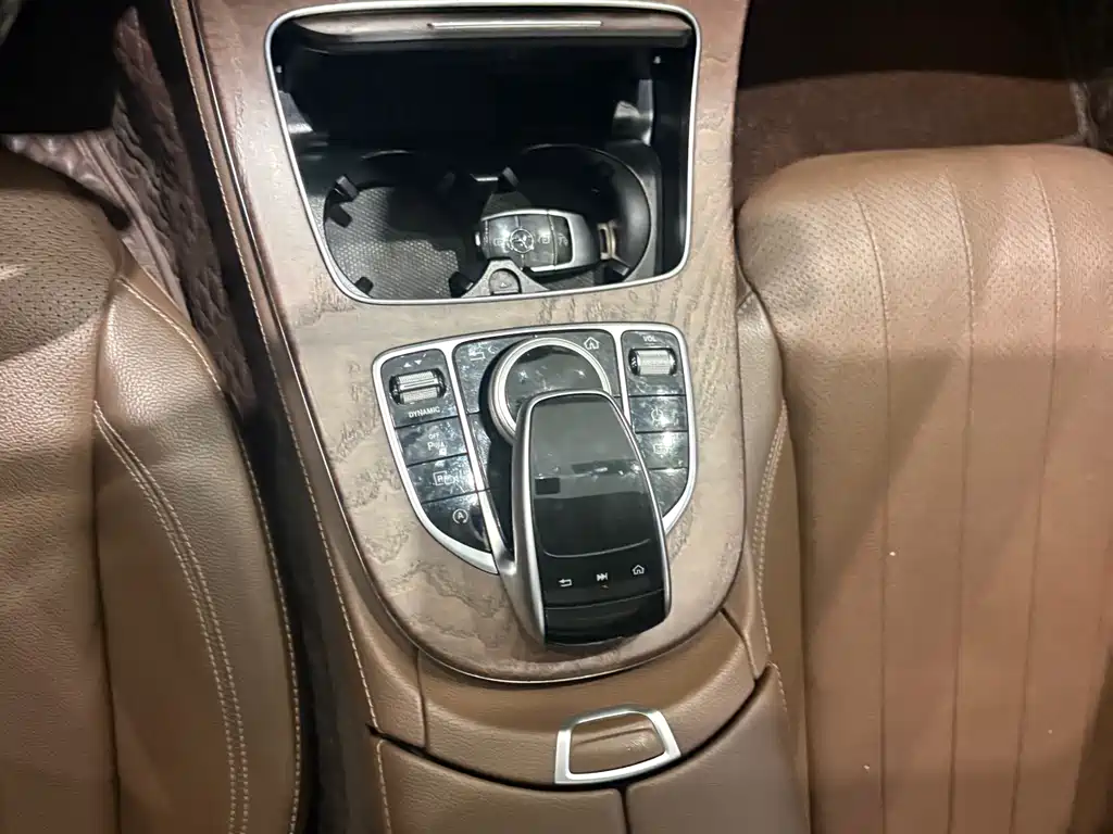 Mercedes-Benz E-Class 2018 — фото 7