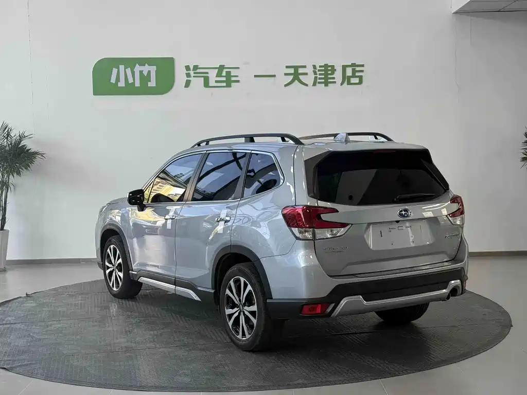 Subaru Forester 2020 — фото 5