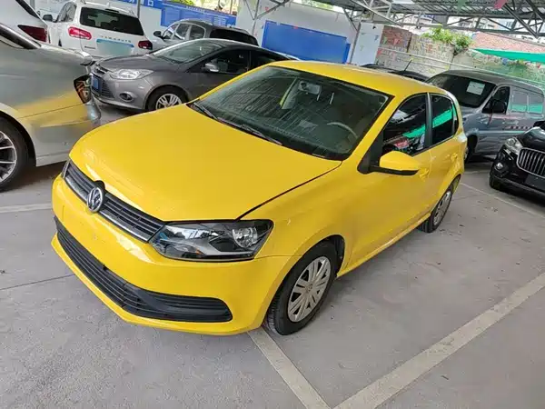 Volkswagen Polo 2015
