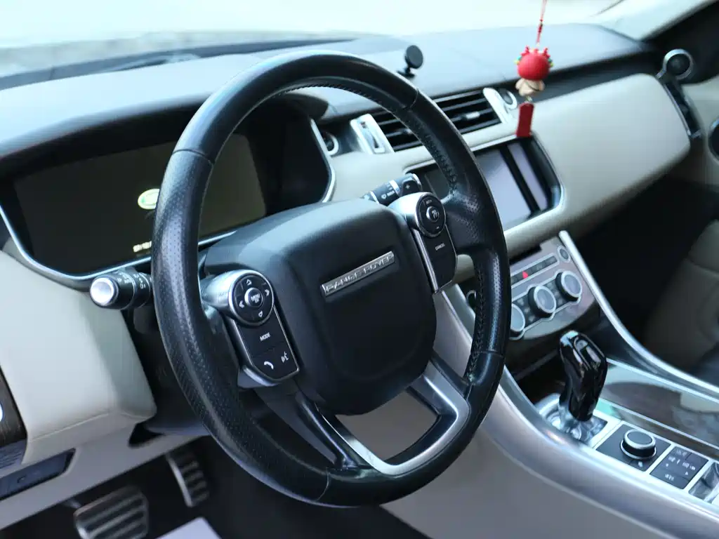 Land Rover Sport 2016 — фото 10