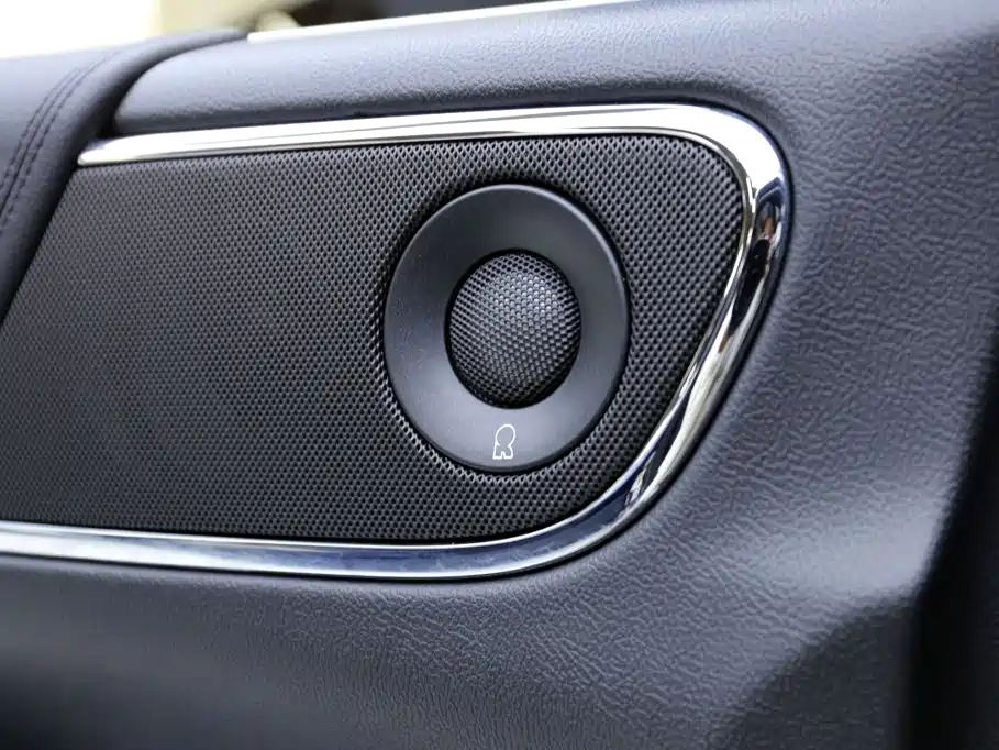 Lincoln Continental 2021 — фото 16