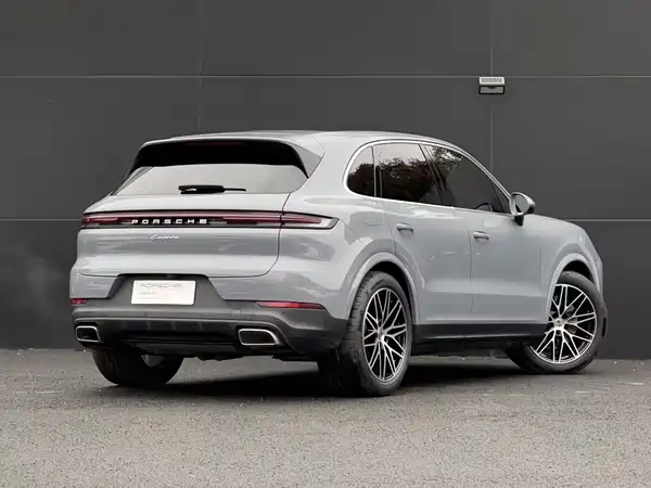 Porsche Cayenne 2024