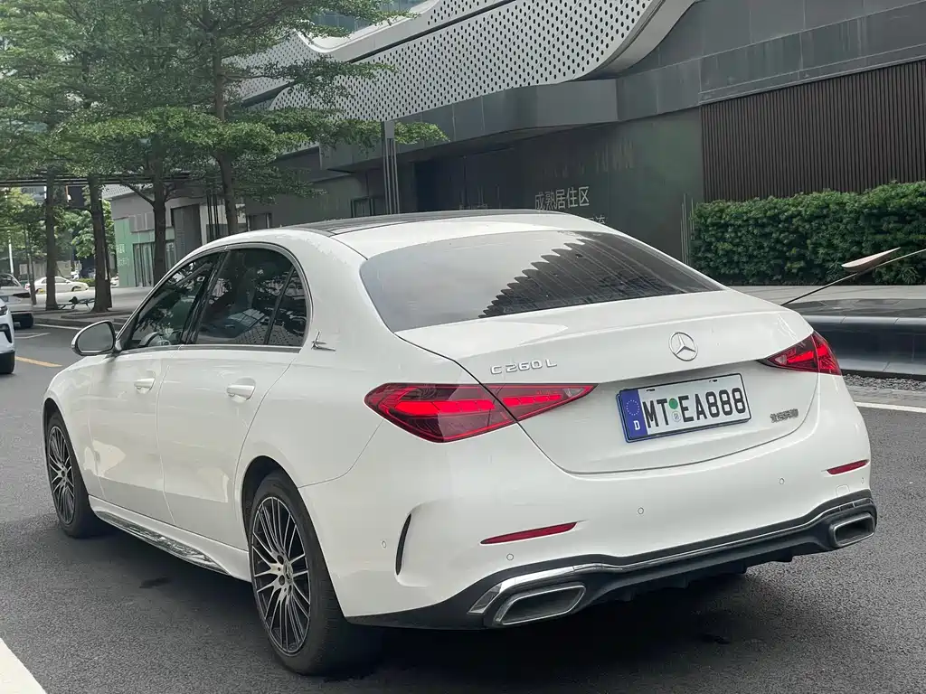 Mercedes-Benz C-Class 2022 — фото 17