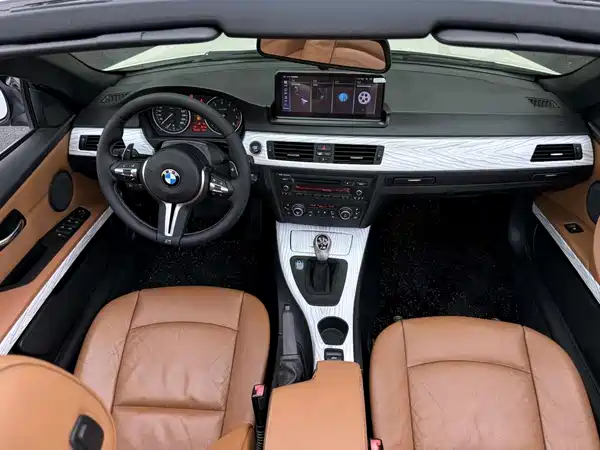 BMW 3 Series 2011