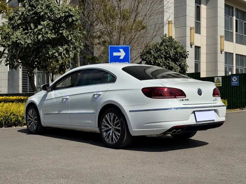 Volkswagen CC 2017 — фото 5