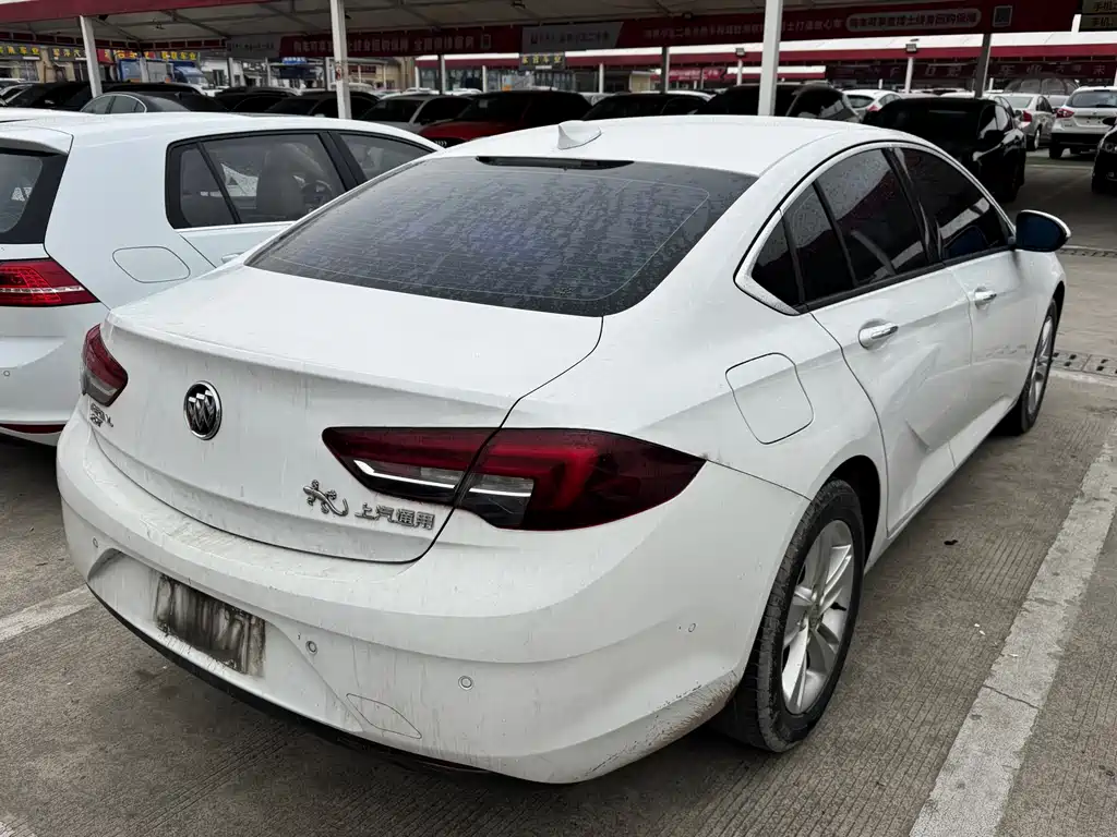 Buick Regal 2018 — фото 2