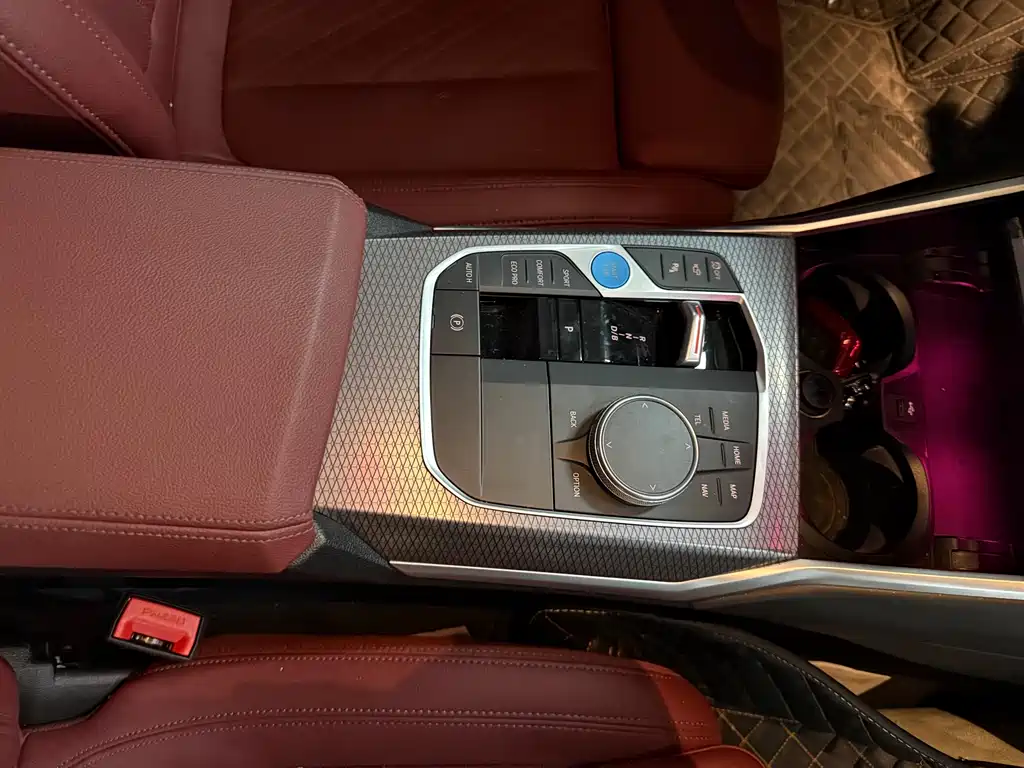 BMW i3 2025