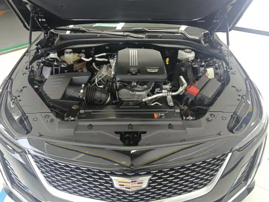 Cadillac CT5 2023 — фото 10