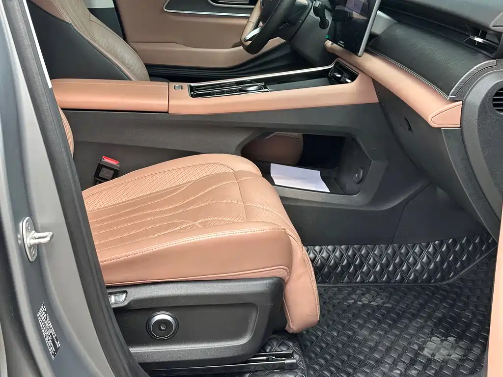 Chery Tiggo 8L 2025 — фото 13
