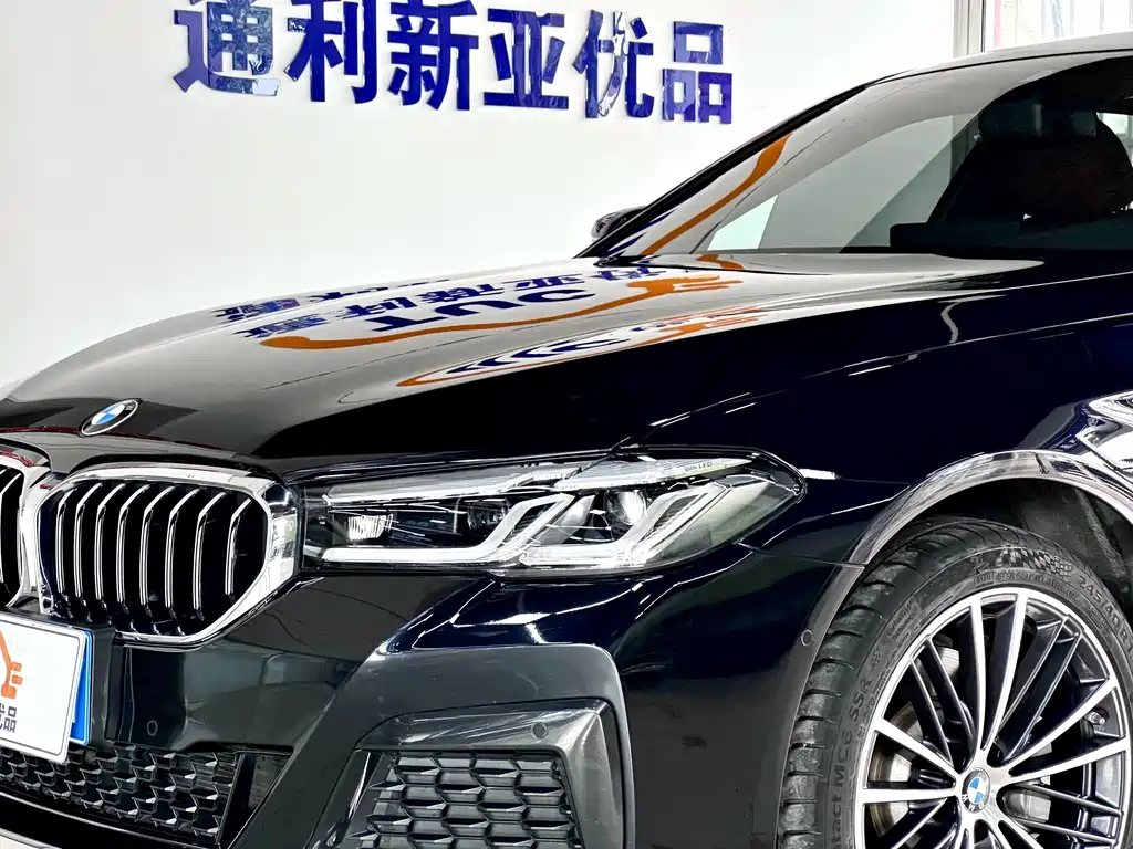 BMW 5 Series 2020 — фото 4