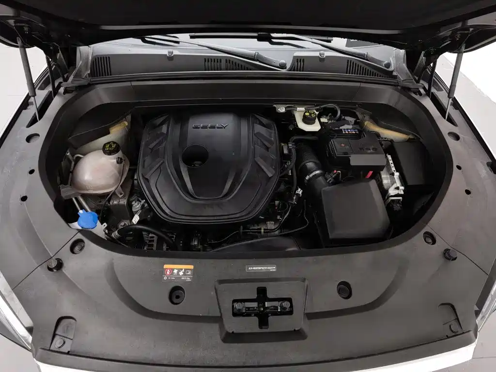 Geely Xingyue L 2025