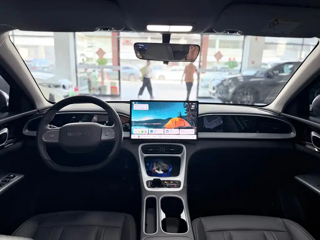 Geely Galaxy Starwish 2025 — фото 9