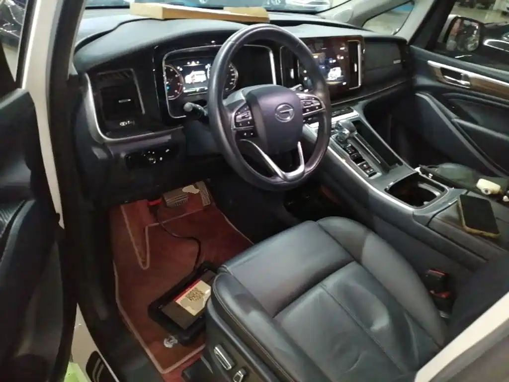 GAC Trumpchi M8 2022 — фото 10
