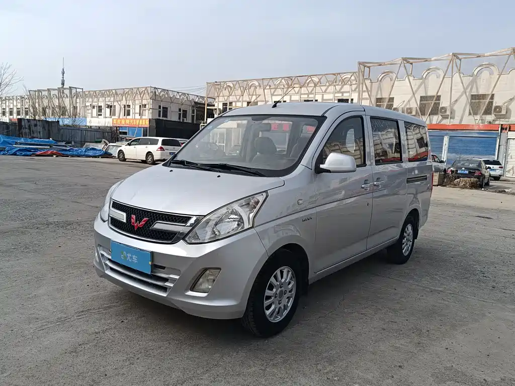 Wuling Rongguang V 2017 — фото 1