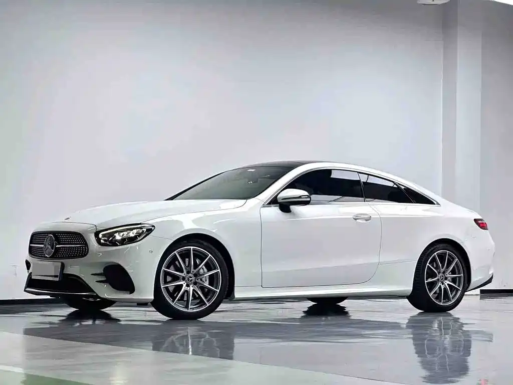 Mercedes-Benz E-Class 2023