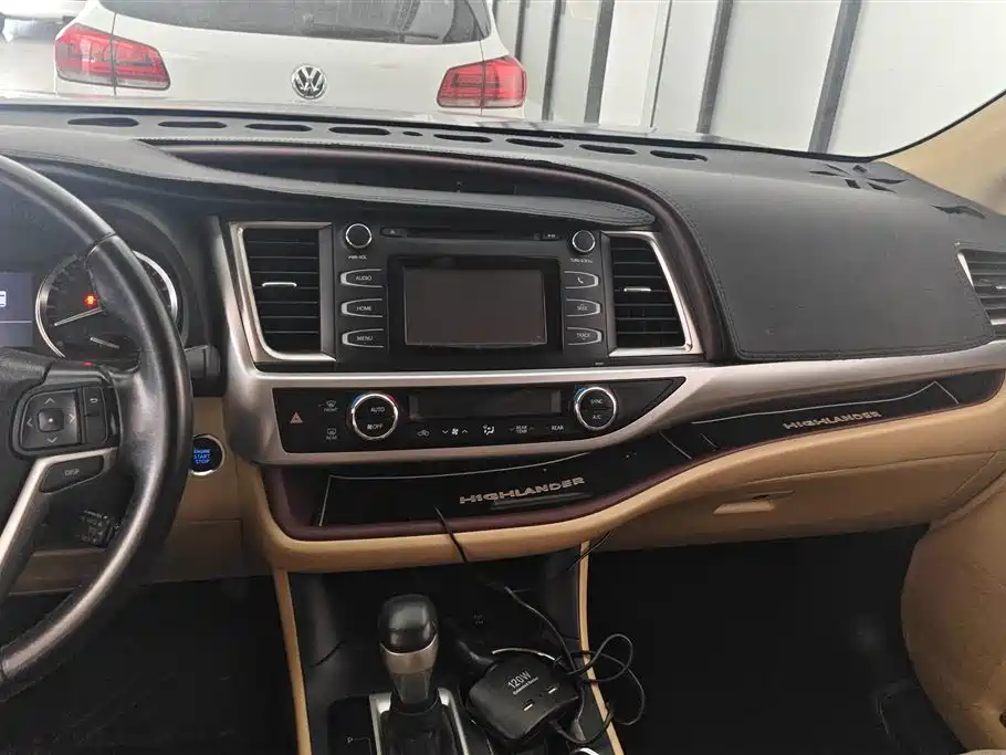 Toyota Highlander 2016 — фото 13