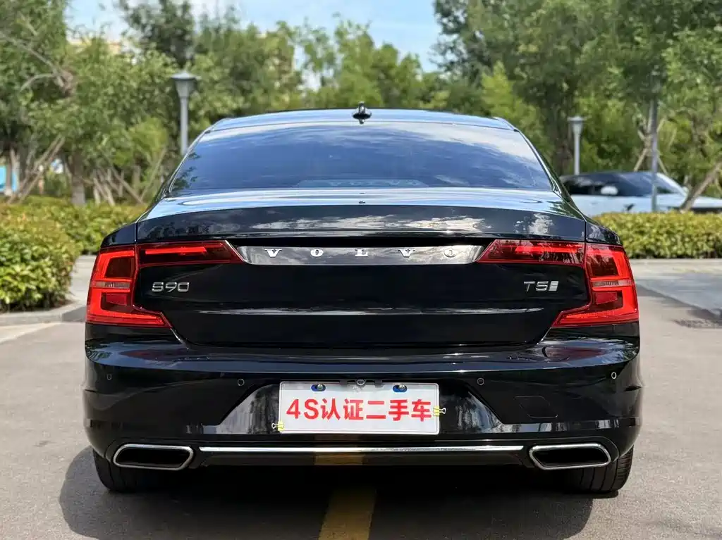 Volvo S90 2019 — фото 17