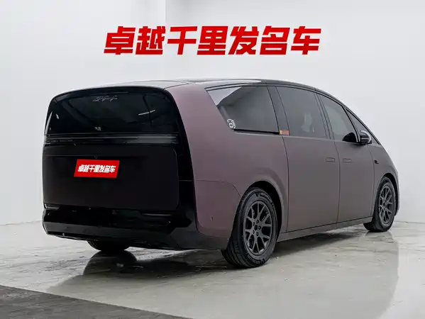 Li Auto MEGA 2024