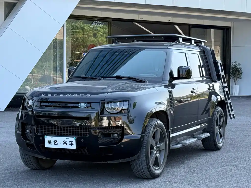 Land Rover Defender 2023 — фото 1