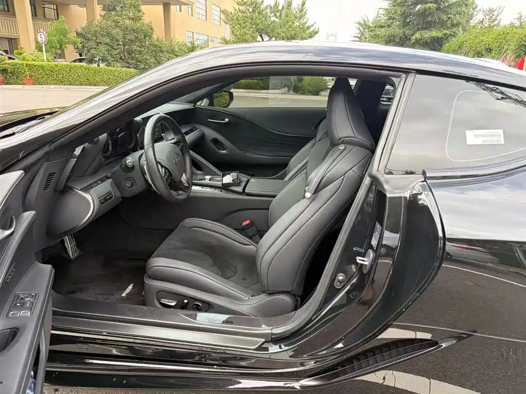 Lexus LC 2023
