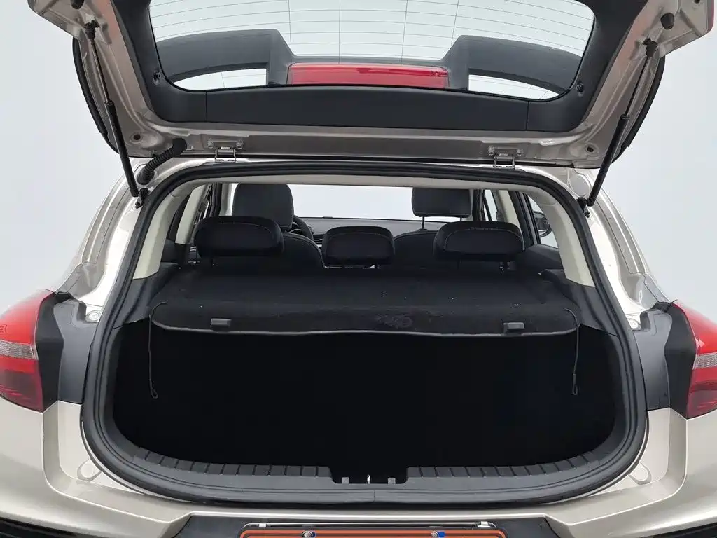 Geely Emgrand GS 2019 — фото 16