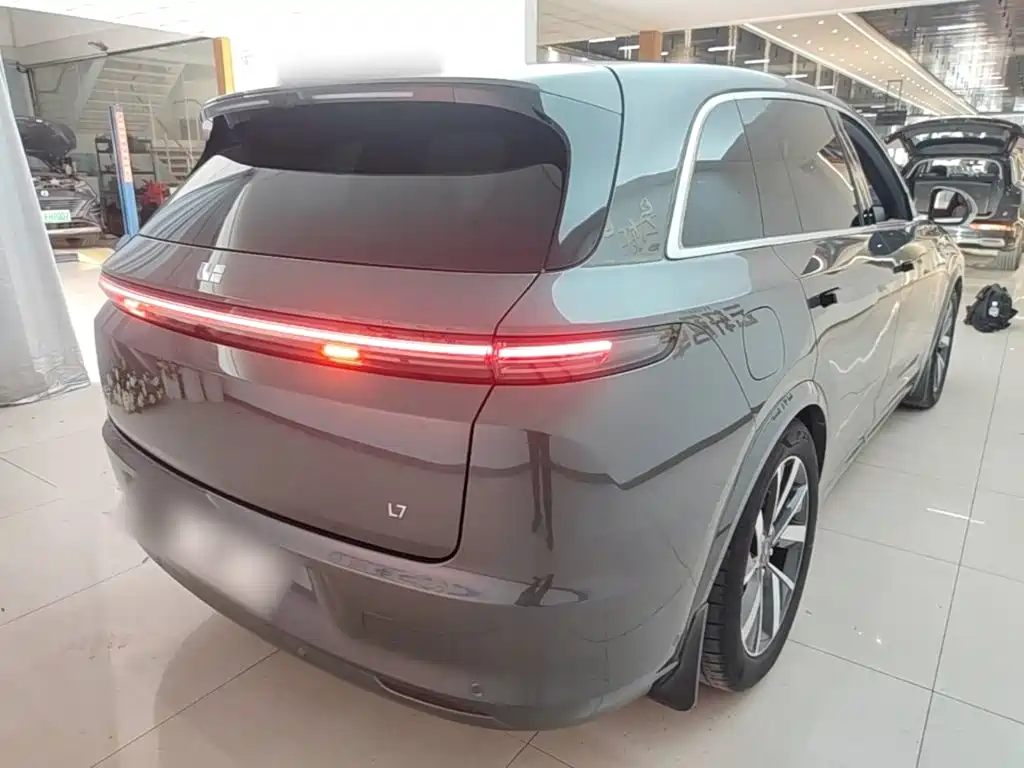Li Auto Li L7 2024