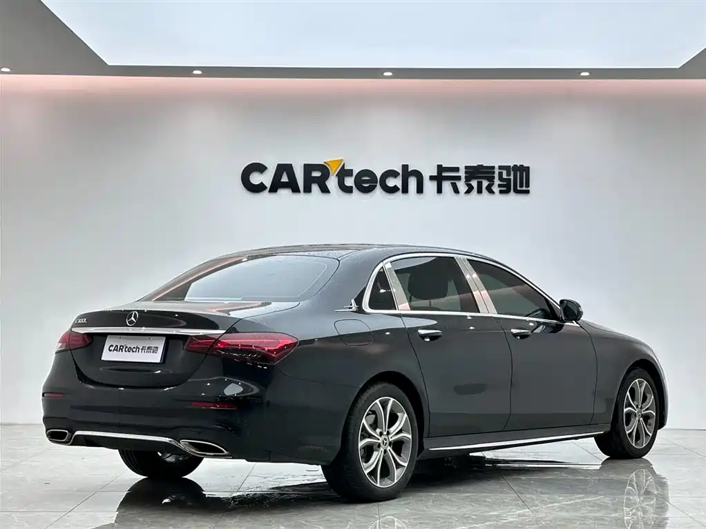 Mercedes-Benz E-Class 2023