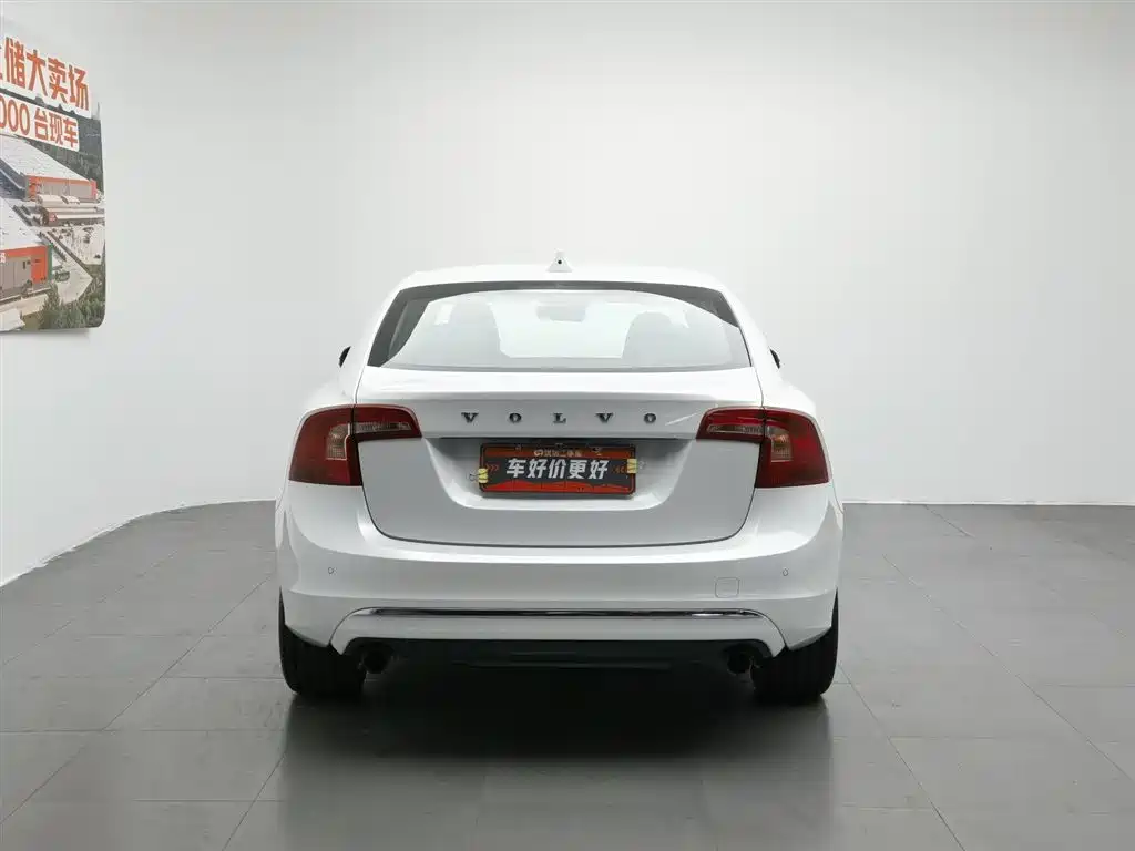 Volvo S60 2017 — фото 4