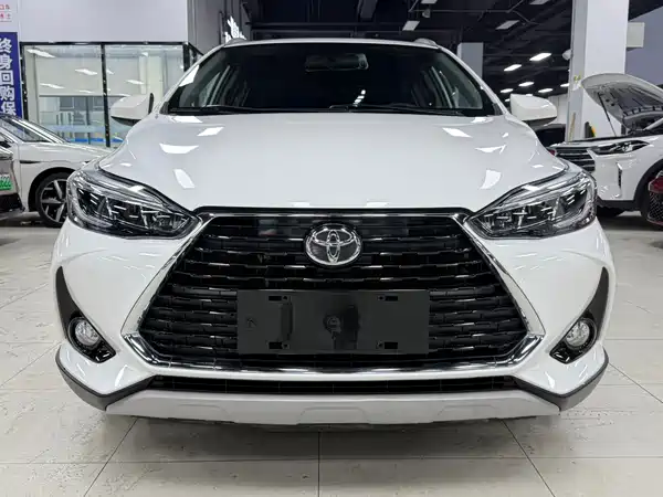 Toyota Yaris L 2022