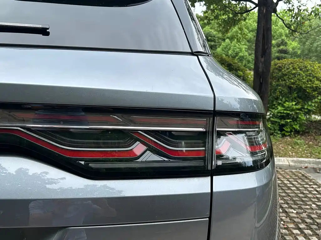 BYD Song L DM-i 2025 — фото 19