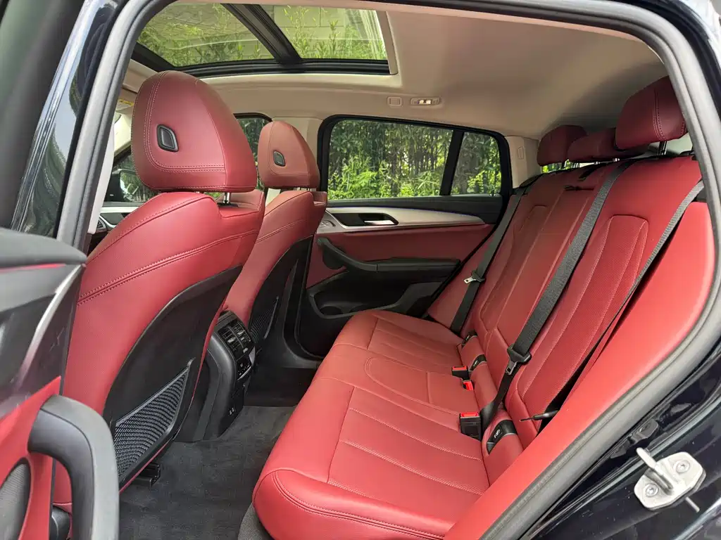 BMW X4 2022 — фото 15