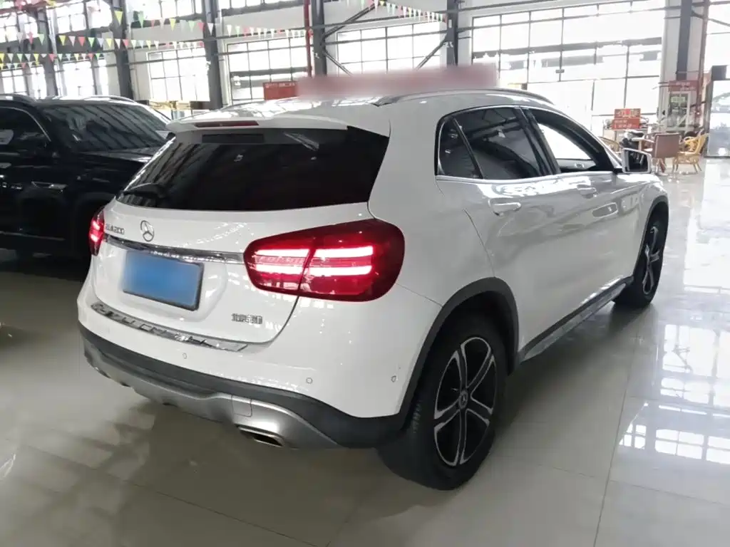Mercedes-Benz GLA 2019