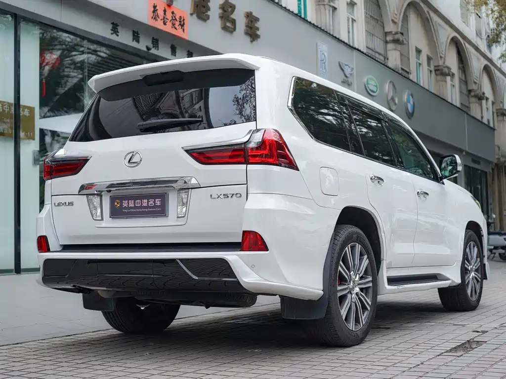 Lexus LX 2017 — фото 3