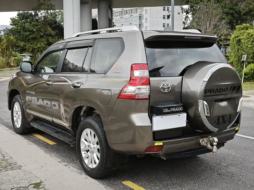 Toyota Prado 2016 — фото 4