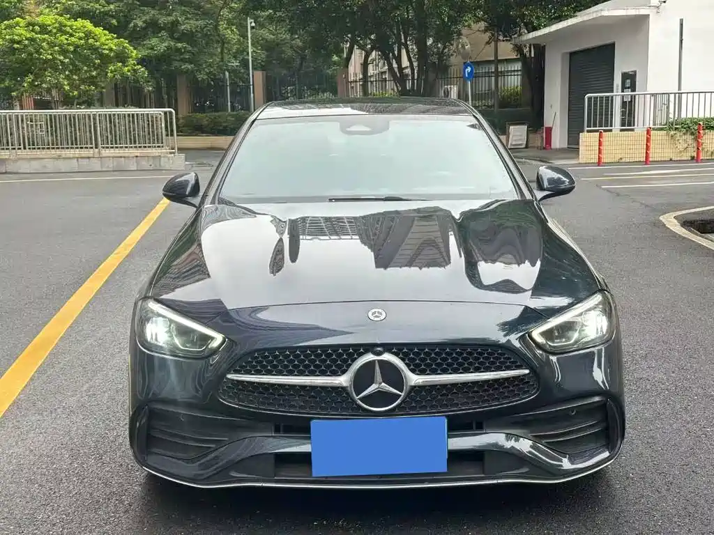 Mercedes-Benz C-Class 2022