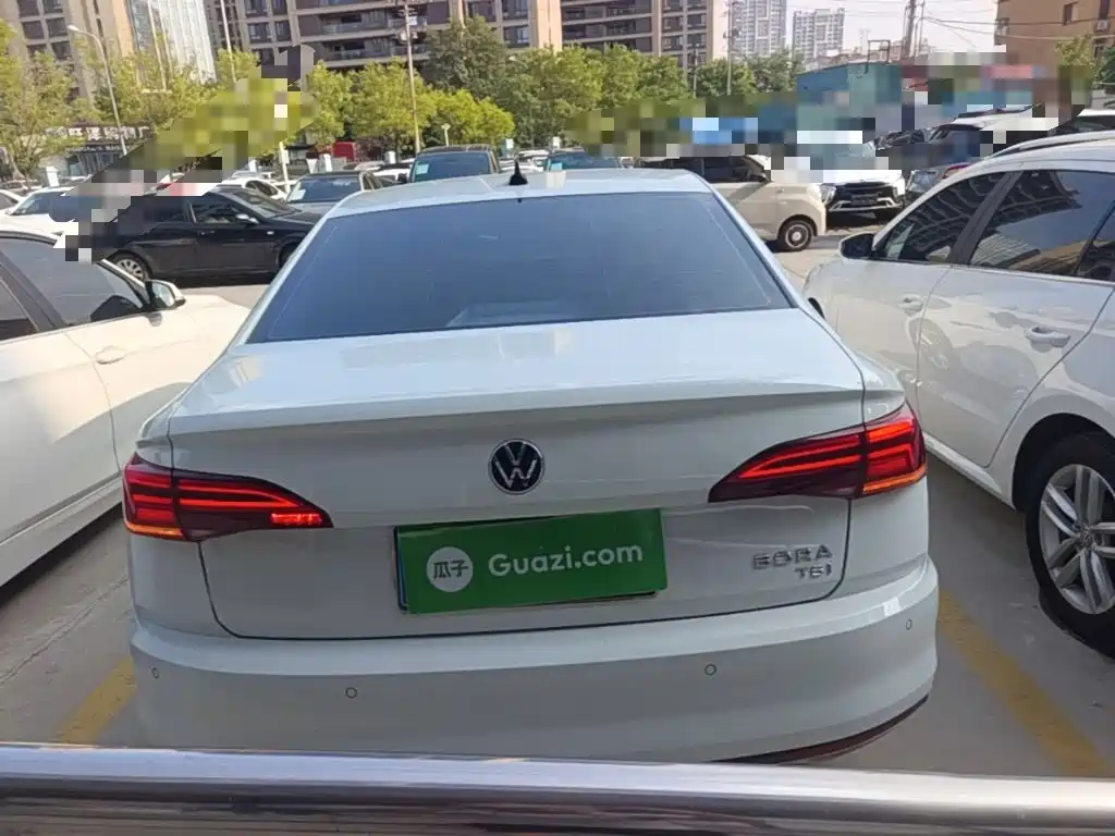 Volkswagen Bora 2021