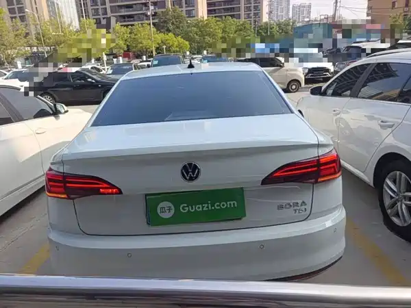 Volkswagen Bora 2021