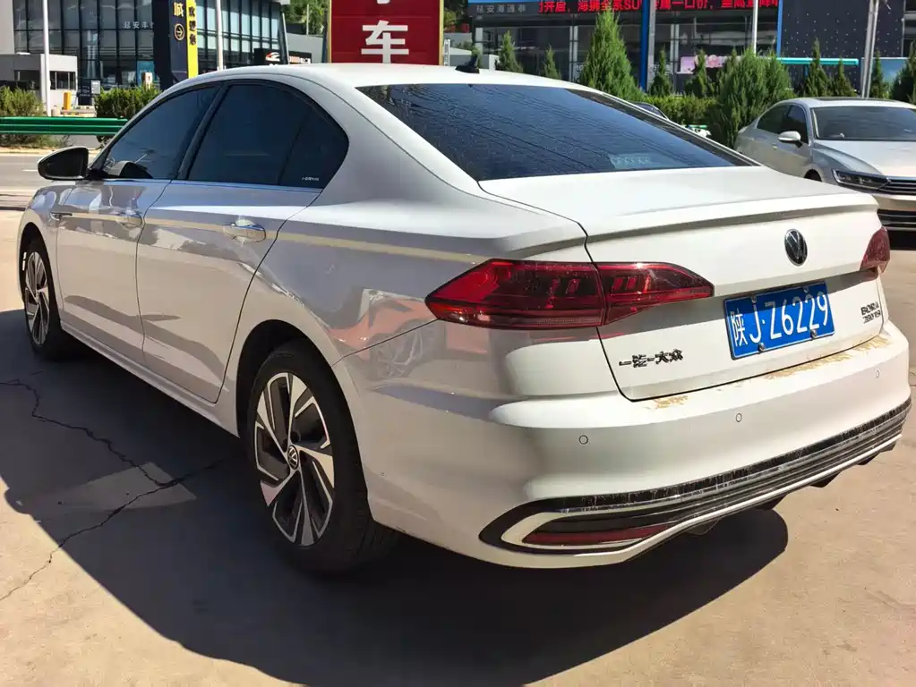 Volkswagen Bora 2022
