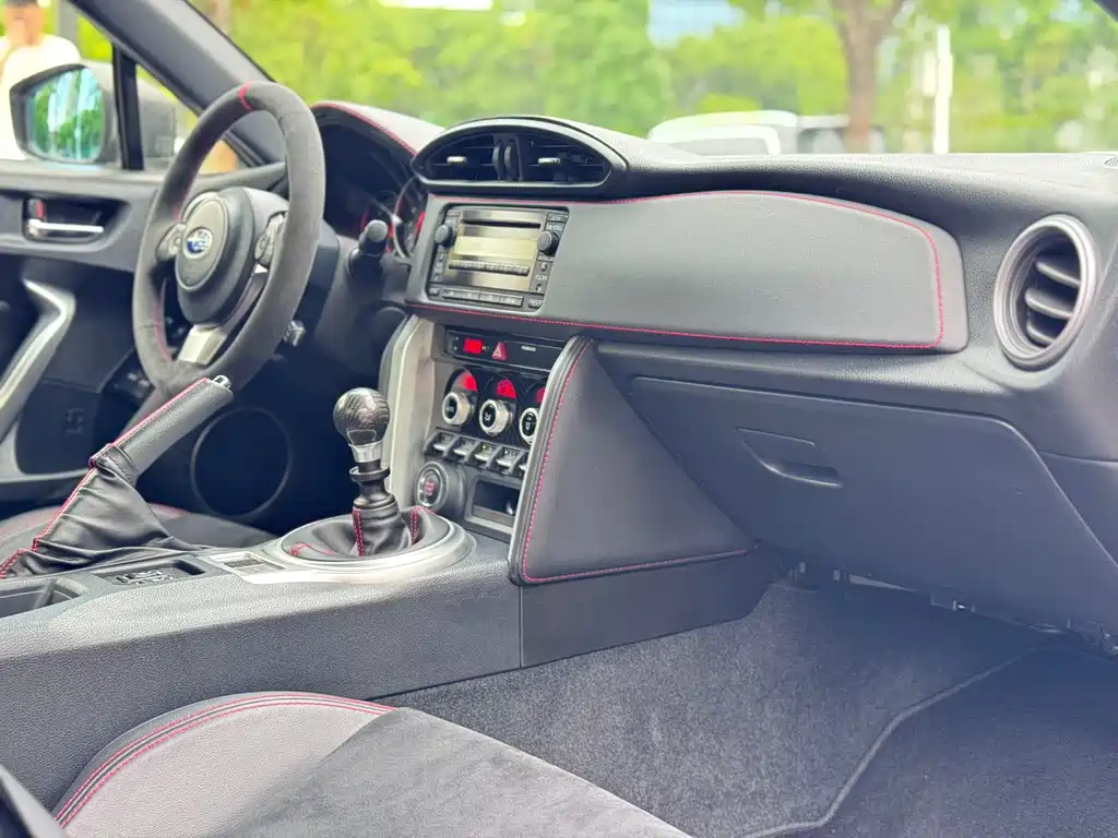 Subaru BRZ 2019 — фото 11