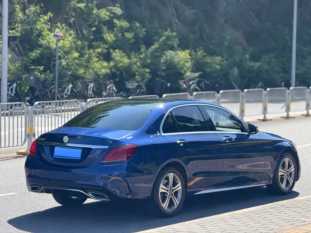 Mercedes-Benz C-Class 2020 — фото 11