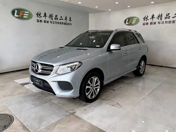 Mercedes-Benz GLE 2016