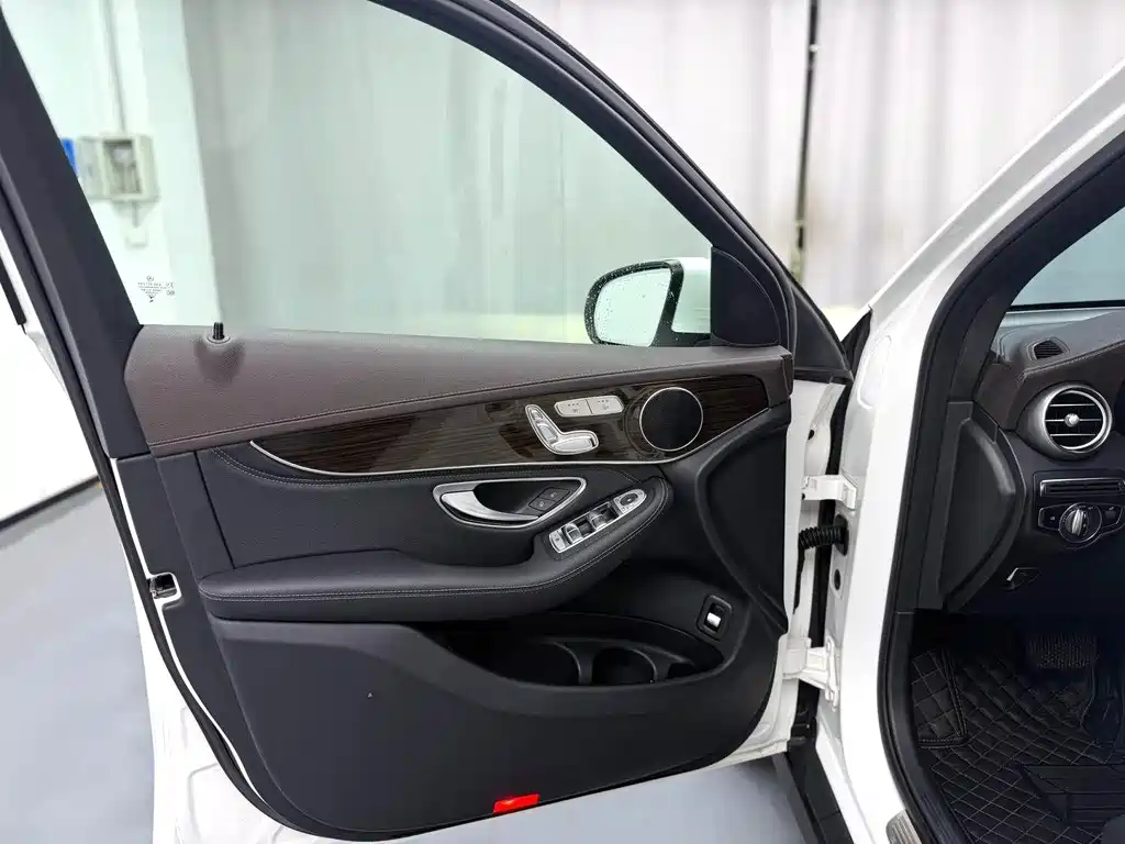 Mercedes-Benz GLC 2018